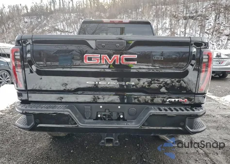 2025 GMC Sierra K2500 At4 z USA, uszkodzony, nr VIN 1GT4UPE75SF295603